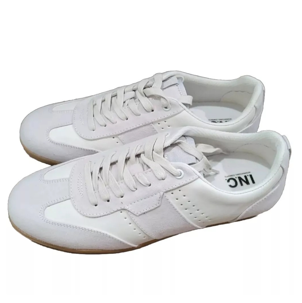 NEW IN BOX INC Elias White Casual Fashion Sneaker, Size 10.5-11 (11 sits tight)